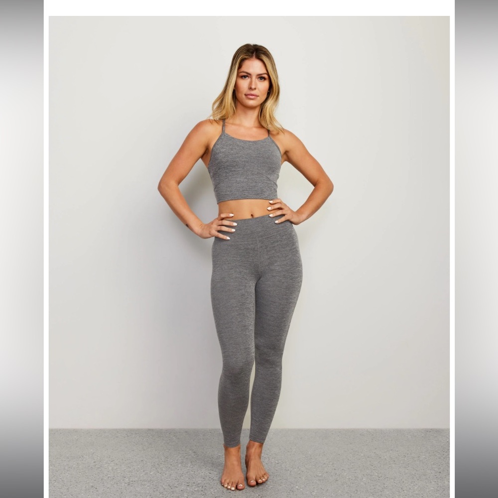 Stori, size 10, 26” inseam, gently used very good condition